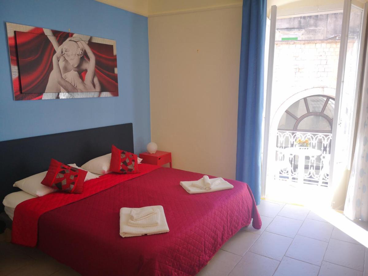 Il Da Vinci Casa Vacanze Giovinazzo Exterior photo
