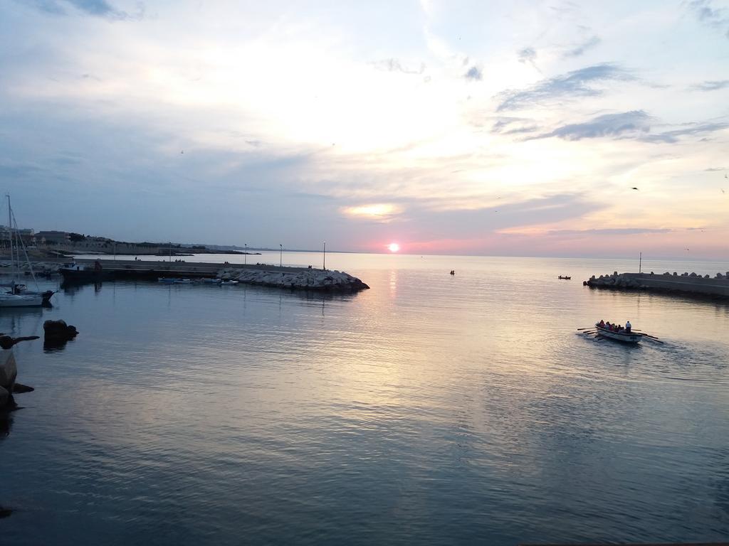 Il Da Vinci Casa Vacanze Giovinazzo Exterior photo